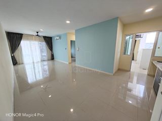 (Category: ) located in . Submitted by rubylimdreamhouse (Listing ID 1400758458, Image 1). Description: .