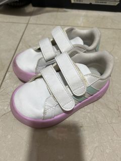 (Category: ) located in . Submitted by yeekei (Listing ID 1400743290, Image 1). Description: .
