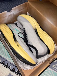 (Category: ) located in . Submitted by prelovedbycaagee (Listing ID 1400595685, Image 1). Description: .