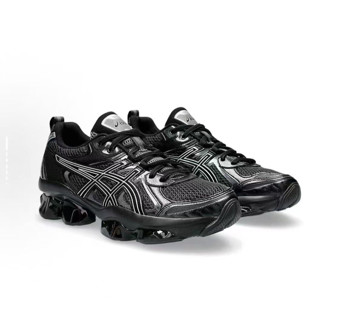 Asics GEL-Quantum Kinetic black and silver sports shoes, brand new and authentic! (Category: Sneakers) located in Singapore. Submitted by diamond.storee (Listing ID 1400728340, Image 3). Description: Estimated delivery time: about 10 days. Sorry for the urgent order. Products are continuously updated.