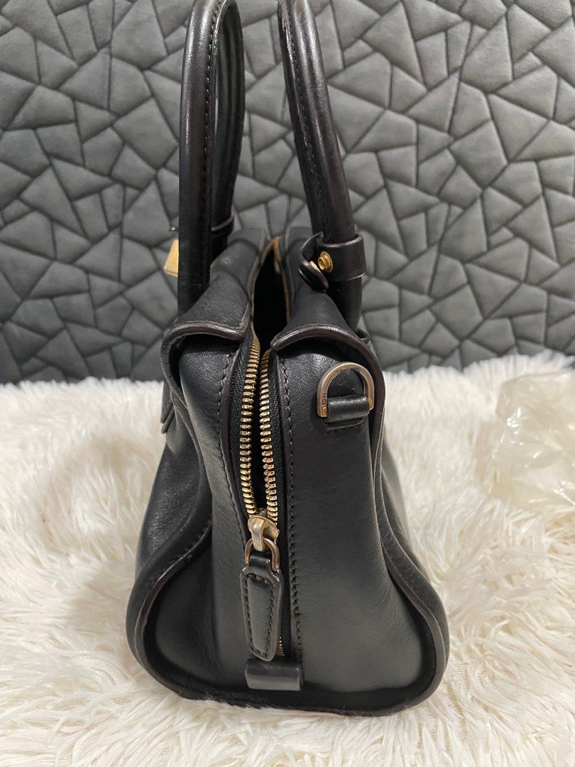 Authentic MCM Vintage 2way handbag small (Category: Luxury Bags & Wallets) located in Quezon City. Submitted by margret.mathew (Listing ID 1142019097, Image 3). Description: MCM Vintage 2way hand bag Made in Korea Replaced sling Small Original preloved bag Well used No flaws just signs of usage Pls manage expectations as this is not brand new. ☝️VISIT AND FOLLOW OUR SHOP FOR MORE ITEMS 👍 .