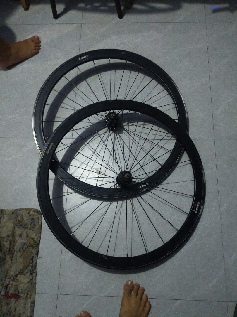 Bike Wheelset (Category: Bicycles) located in Taguig. Submitted by azymarie (Listing ID 1400613748, Image 1). Description: Araya njs rimset 30mm 100 percent threadlife pwede rim brake pwede din disc saglit lang nagamit. from 3k to 1800 na lang - Ideal for upgrades or replacements.