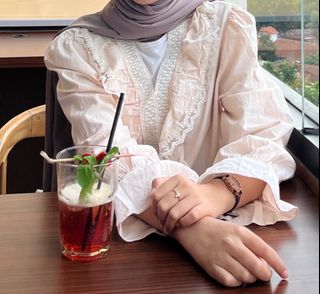 (Kategori: ) berada di . Dikirim oleh lovedlin (ID iklan 1400642541, Gambar 1). Deskripsi: .