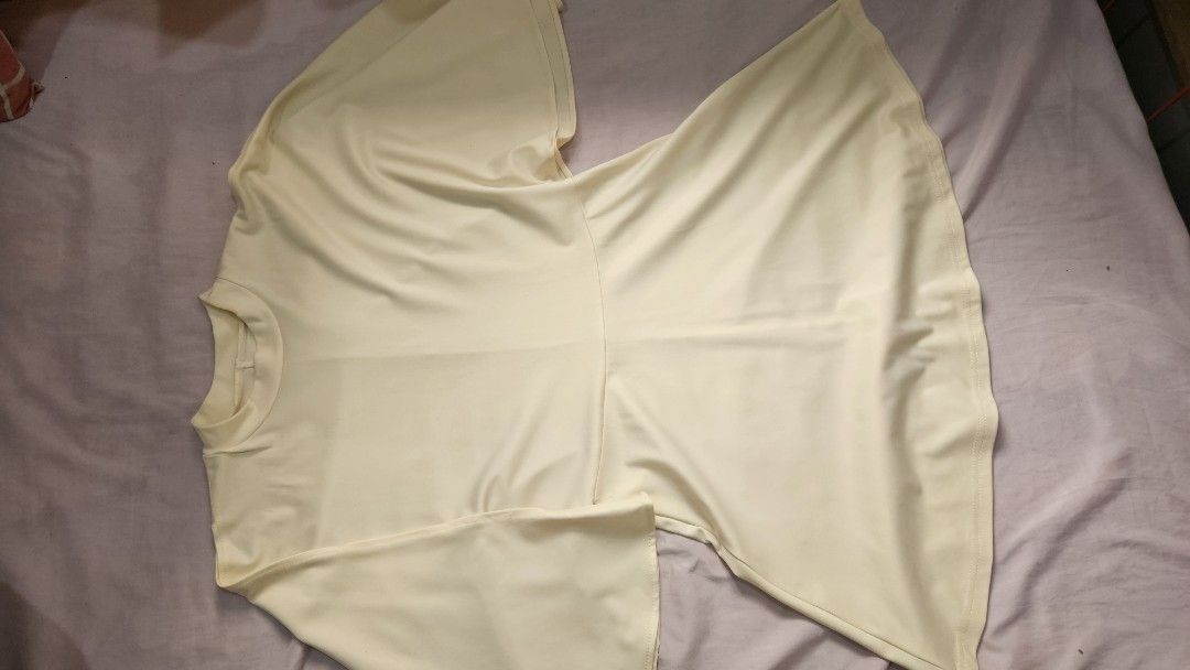 Cream-colored Turtleneck Bat's wing Dress (Category: Dresses) located in Davao. Submitted by bvxbmvn (Listing ID 1400678662, Image 1). Description: Cream-colored Turtleneck Bat's wing Formal Dress very stylish dress for formal events! the bat's wing design has 2 looped openings that shows the arms/shoulders the skirt is a flowy a-line small stains on the collar best fits medium frames all clothing items are washed before packing and sending thank