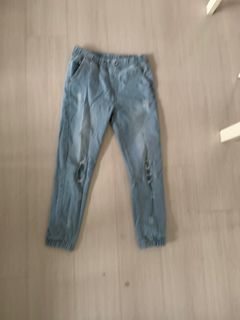 (Category: ) located in . Submitted by loriglory (Listing ID 1400685764, Image 1). Description: .