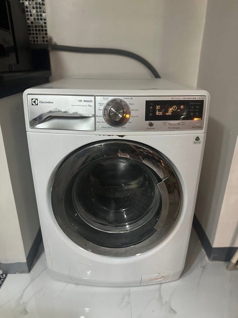 Electrolux Time Manager Inverter Washing Machine (Category: Washing Machines and Dryers) located in Bulacan. Submitted by kickszz (Listing ID 1400634989, Image 1). Description: .