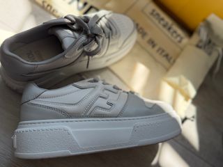 （分類：）位於 。 由 bleung20 提交（商品編號 1400420812，圖片 1）。簡介： 。