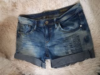 (Category: ) located in . Submitted by classyinstyle (Listing ID 1400733839, Image 1). Description: .
