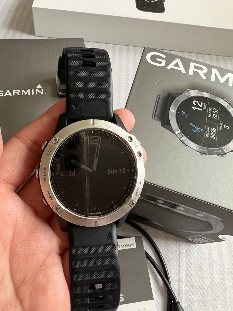 Garmin Fenix 6 (Category: Men's Watches) located in Pasig City. Submitted by sasha_0121 (Listing ID 1400660834, Image 2). Description: Inclusions: Original- Box, Manual, Charger and Strap 47mm Case Size 1.3 Display size 80g Total weight 810 Military STD Tested Pwede alisin yung screen protector for sure buyer☺️. "Price is negotiable, but no lowball offers, please.".