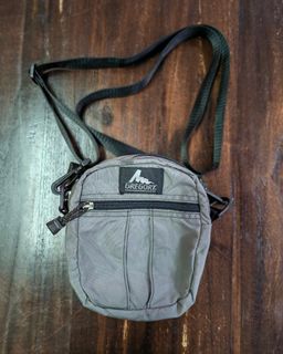 (Category: ) located in . Submitted by CCC_PreLoVED (Listing ID 1400702594, Image 1). Description: .