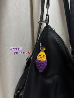 (Category: ) located in . Submitted by crochet_keychain (Listing ID 1400778041, Image 1). Description: .