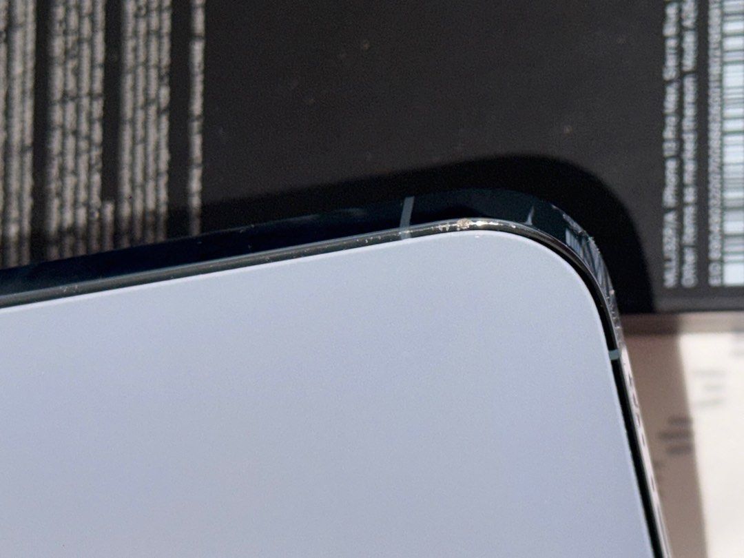 iPhone 13 pro max 512gb (Smart locked) (Category: iPhone 13 Series) located in Binan City. Submitted by mlvtg (Listing ID 1400594785, Image 2). Description: Scratches are notseen when there’s a phone case .