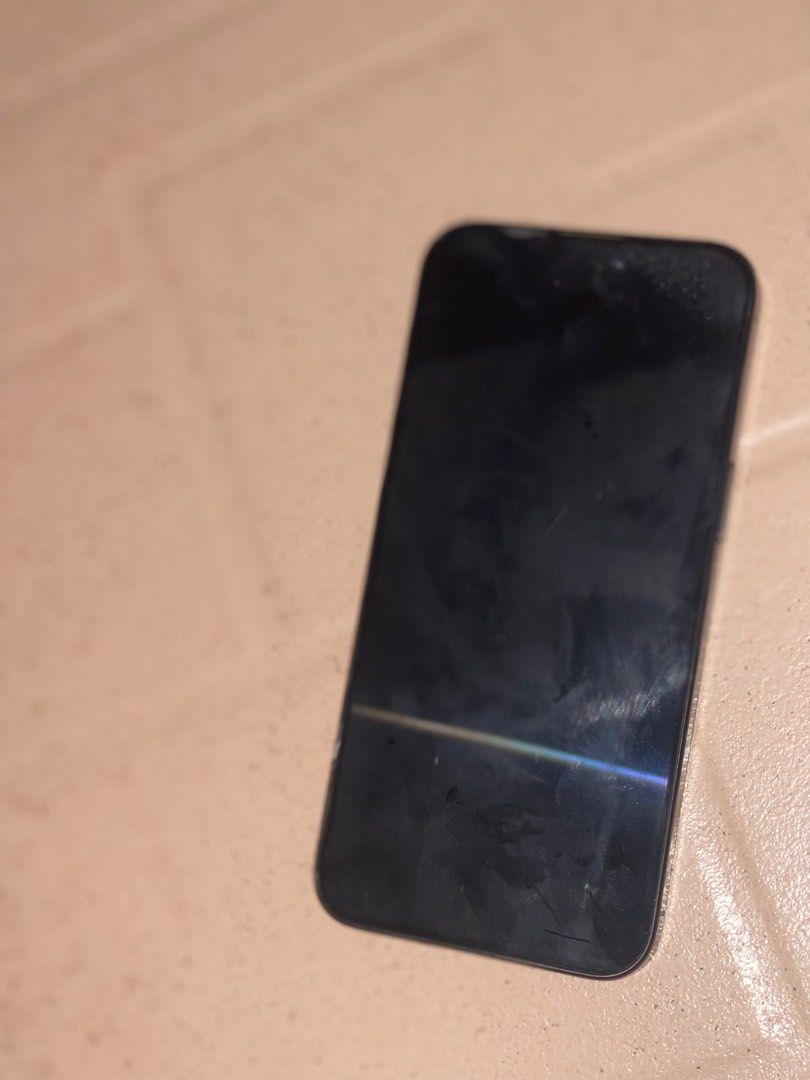 iPhone 15pro max (Category: Mobile Phones) located in Belleville. Submitted by servics (Listing ID 1400778939, Image 3). Description: Working perfectly..