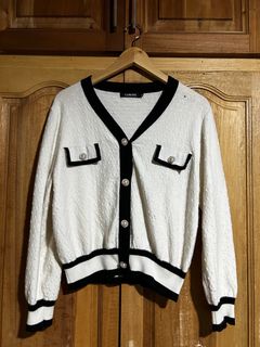 (Category: ) located in . Submitted by lois_shops (Listing ID 1400725556, Image 1). Description: .