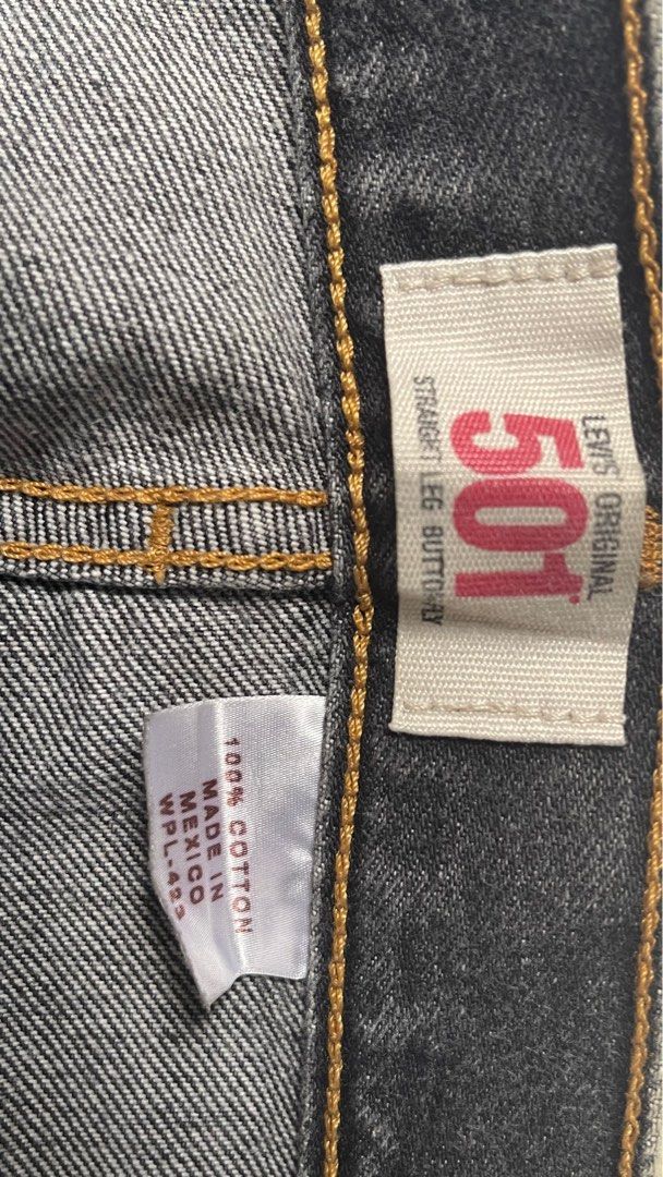 Levi's 501 Straight Leg Jeans (Category: Men's Grooming) located in Pasig City. Submitted by undone79 (Listing ID 1400614478, Image 3). Description: - Levi's 501 jeans - Faded blackcolor - Straight leg cut - Button fly - 100% cotton - Made in Mexico Size : W30xL30 Payment first through GCash plus shipping fee Delivery through LBC,J&T, JRS,Lala Move,Joy Ride 09628470820 for inquiries.