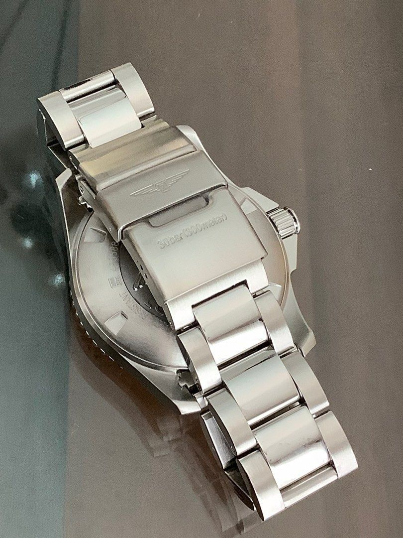 LONGINES HYDROCONQUEST AUTOMATIC 41MM (Category: Luxury Watches) located in Manila. Submitted by jeffreycar97535 (Listing ID 1400711370, Image 2). Description: LONGINES HYDROCONQUEST AUTOMATIC 41MM REF. MODEL# L3.781.4.56.6 SIZE: 41MM CASE SIZE. MOVEMENT: AUTOMATIC SELF-WINDING CALIBER L888. 72 HOUR POWER RESERVED. SCREW DOWN CROWN. BLACK DIAL. SUNRAY BLACK DIAL. SWISS SUPERLUMINOVA HOUR AND MARKERS. STAINLESS STEEL BRACELET WITH DOUBLE SAFETY FO