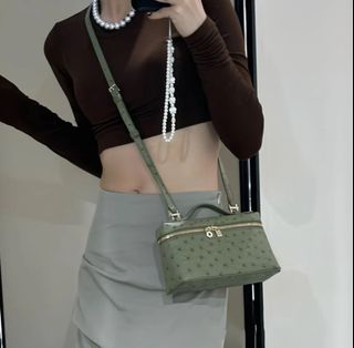 （分類：）位於 。 由 jellybeani 提交（商品編號 1400626414，圖片 1）。簡介： 。