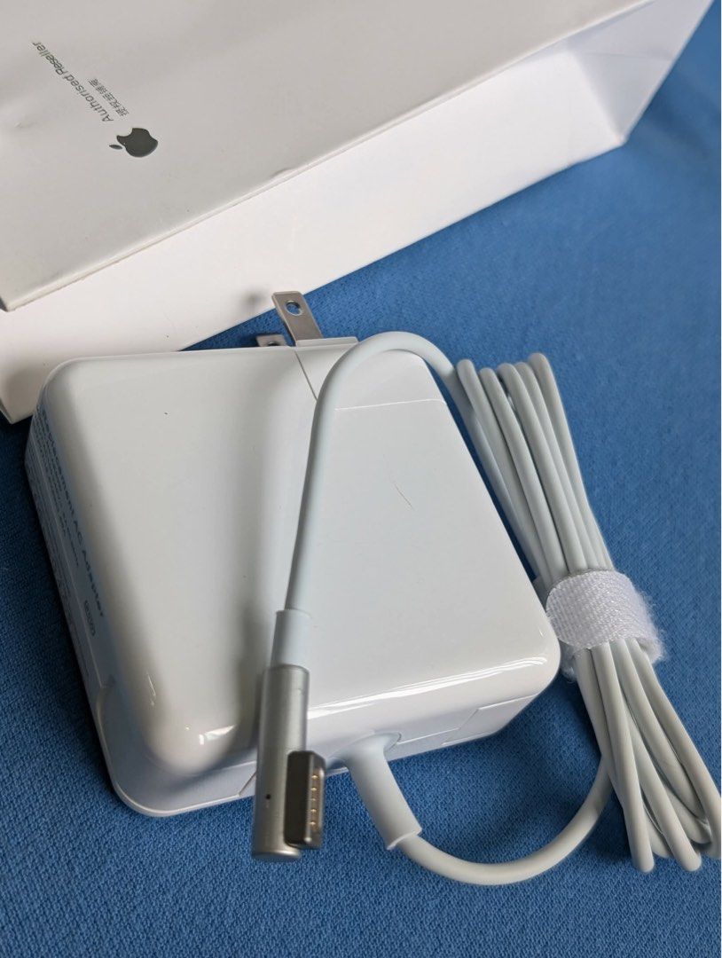 MacBook L type Charger 45W 60W 85W (Category: Chargers & Cables) located in San Juan City. Submitted by ph_gadgets_hub (Listing ID 1400598592, Image 2). Description: 💯% Apple Accessories😍 💯% Data sync supported 💯% MFM Certified 💯% Brand new WE ARE STILL ON SALE ❗️❗️❗️ MagSafe L MacBook Charger (L-tip) ₱1,000 45W ₱1,300 60W ₱1,500 85W Compatibility: MacBook Air MacBook Pro Ready to Ship🚖Same Day Delivery within Metro Manila, Bulacan, Quezon 