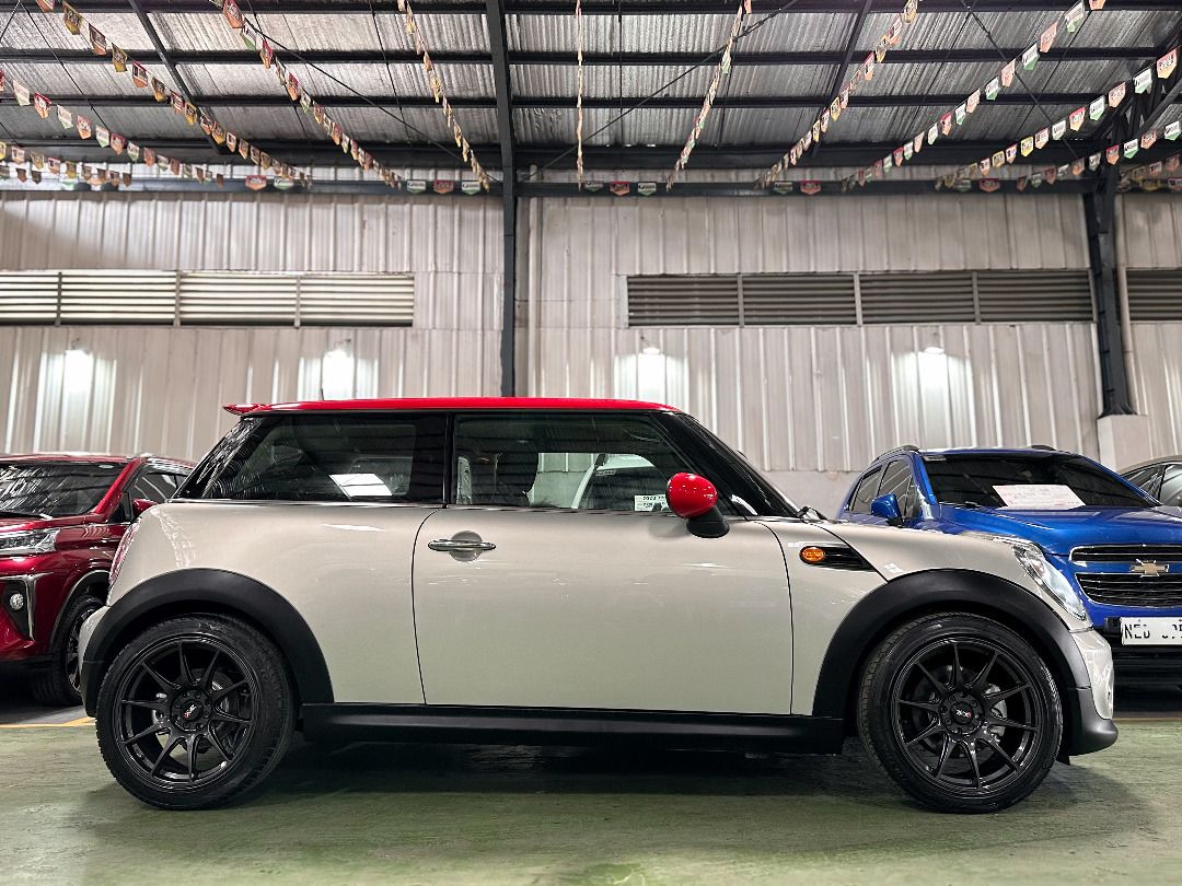 MINI Cooper 1.6 (A) (Category: Used Cars) located in Marikina City. Submitted by kotsenetworkgilfernando (Listing ID 1400680687, Image 3). Description: 2011 MINI COOPER BASE 1.6L Turbo A/T 💯% Not Flooded (Money-back guarantee) 🔥39,000 Mileage only (Untampered)🔥 Details: ✅Ending Plate: 9 ✅100% Accident- Free‼️ ✅All Original Docs are Already Available (LTO Verified) ✅SURE APPROVAL IF FINANCING‼️CMAP OR REPLEVIN 🅿️798,000 only (negotiable upon v