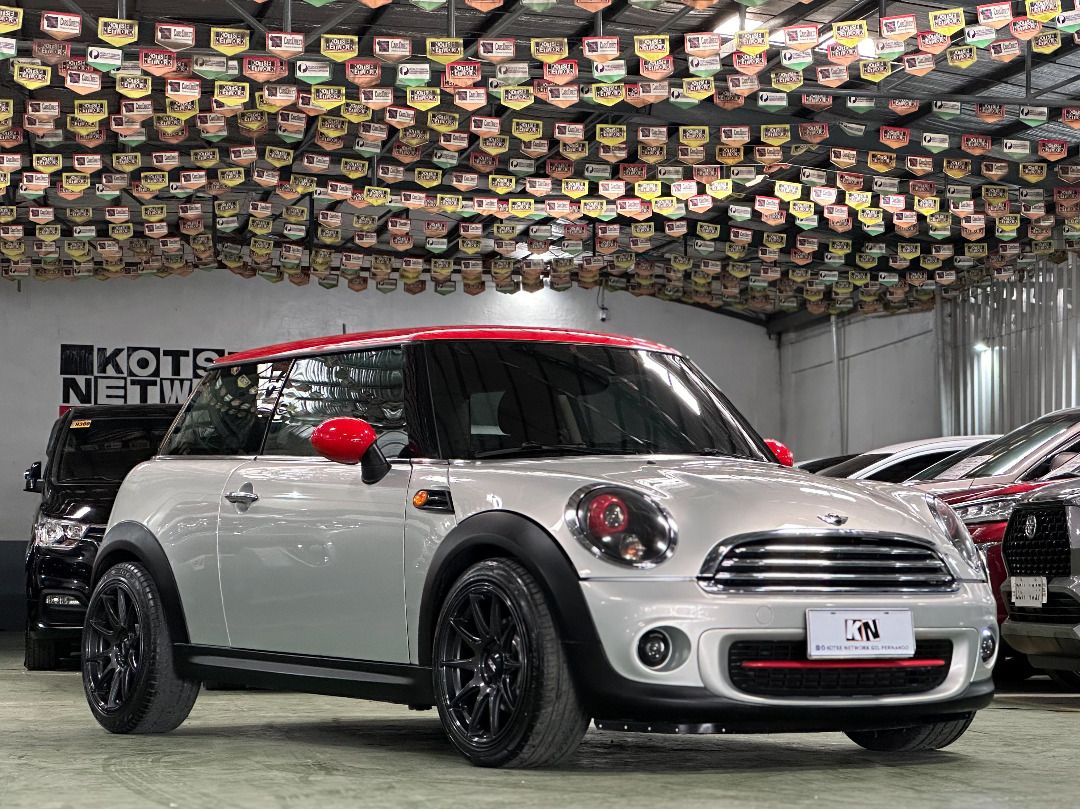 MINI Cooper 1.6 (A) (Category: Used Cars) located in Marikina City. Submitted by kotsenetworkgilfernando (Listing ID 1400680687, Image 2). Description: 2011 MINI COOPER BASE 1.6L Turbo A/T 💯% Not Flooded (Money-back guarantee) 🔥39,000 Mileage only (Untampered)🔥 Details: ✅Ending Plate: 9 ✅100% Accident- Free‼️ ✅All Original Docs are Already Available (LTO Verified) ✅SURE APPROVAL IF FINANCING‼️CMAP OR REPLEVIN 🅿️798,000 only (negotiable upon v