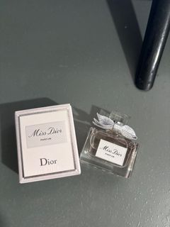 （分類：）位於 。 由 joeyyyyy__ 提交（商品編號 1400712060，圖片 1）。簡介： 。