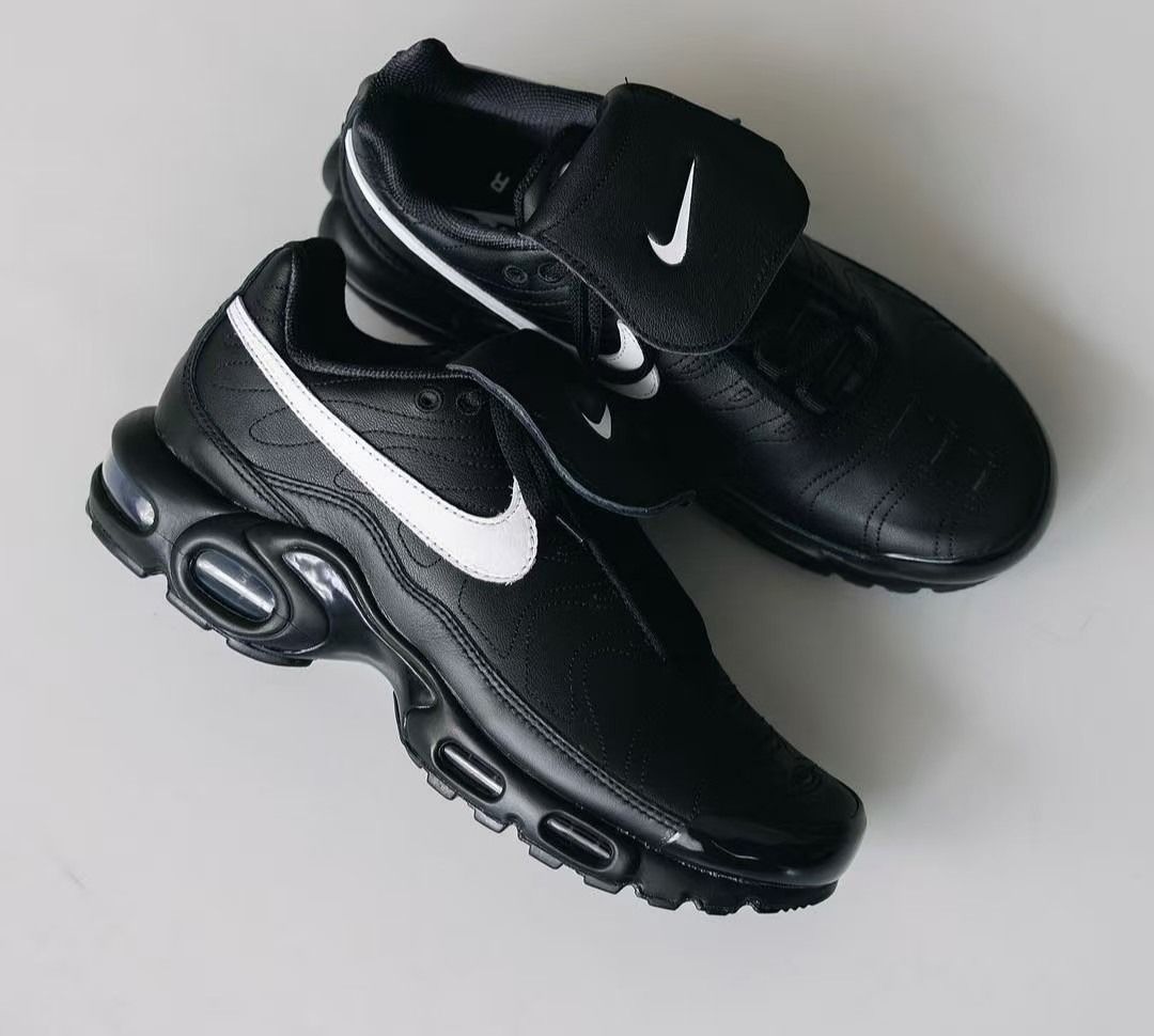 Nike Air Max Plus Tiempo 'Black White', Men's Fashion, Footwear