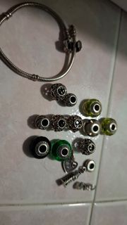 (Category: ) located in . Submitted by eyanyr (Listing ID 1400615580, Image 1). Description: .