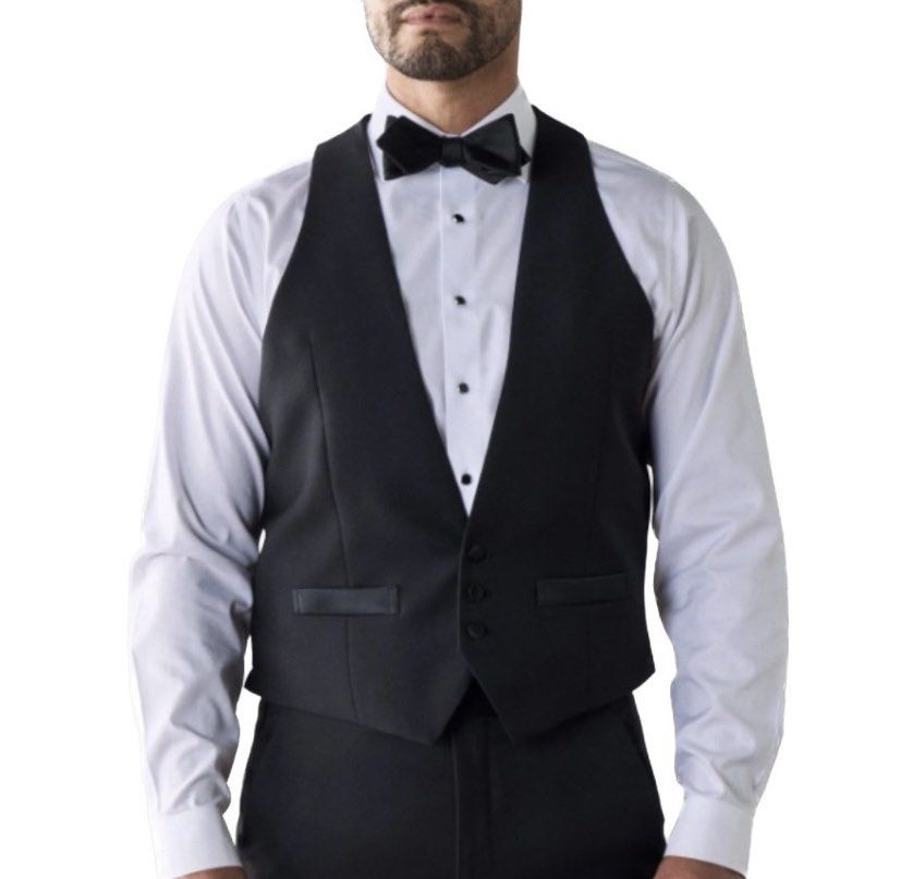 Paul Smith London Black 2-Button Adjustable Vest (Category: Vests) located in Quezon City. Submitted by madame_royale (Listing ID 1400630736, Image 1). Description: .