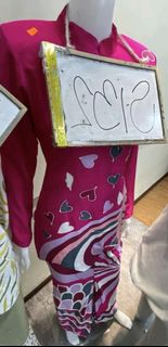 (Category: ) located in . Submitted by yyacloset (Listing ID 1400635783, Image 1). Description: .