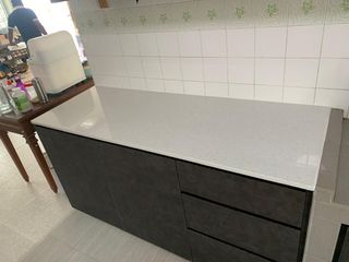 (Category: ) located in . Submitted by directkitchentop (Listing ID 1400613053, Image 1). Description: .