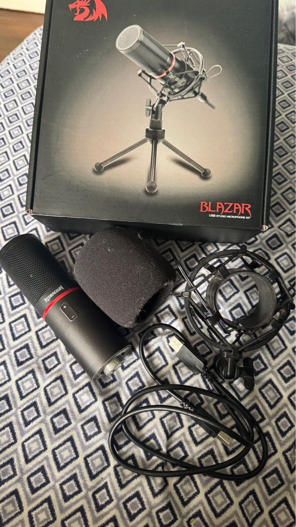 Redragon GM300 Gaming Stream Microphone (Blazar) (Category: Microphones) located in Manila. Submitted by adampadua (Listing ID 1400609118, Image 1). Description: FOR SALE: Redragon GM300 Gaming Stream Microphone (Blazar) Perfect for zoom/gmeet calls, streaming, and even vocal recordings. ✅Comes with box. ✅Comes with shock mount and mic foam. ✅Comes with free mic arm bracket 💰Payment: GCash, Maya, or Bank Transfer (BPI, Metrobank, or Unionbank) �