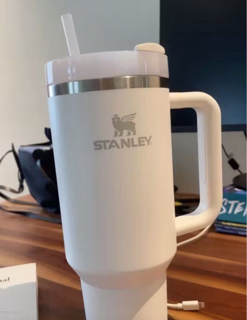 Stanley The Quencher H2.0 FlowState Tumbler - Frost (Category: Water Bottles & Tumblers) located in Singapore. Submitted by xevangeline (Listing ID 1400770799, Image 3). Description: Stanley The Quencher H2.0 FlowState Tumbler Size: 40oz/1182ml Colour: Frost Retail price: $76 Selling for: $49 Used few times, selling as i prefer another colour Pick up at One raffles quay, tampines walk or evergreen gardens.