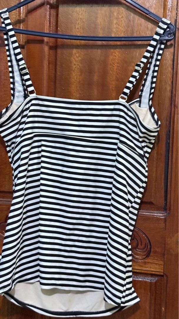 Stripe Tankini xl-2xl (Category: Bikinis & Swimsuits) located in Bulacan. Submitted by declutterbuds (Listing ID 1400634463, Image 3). Description: No flaw.