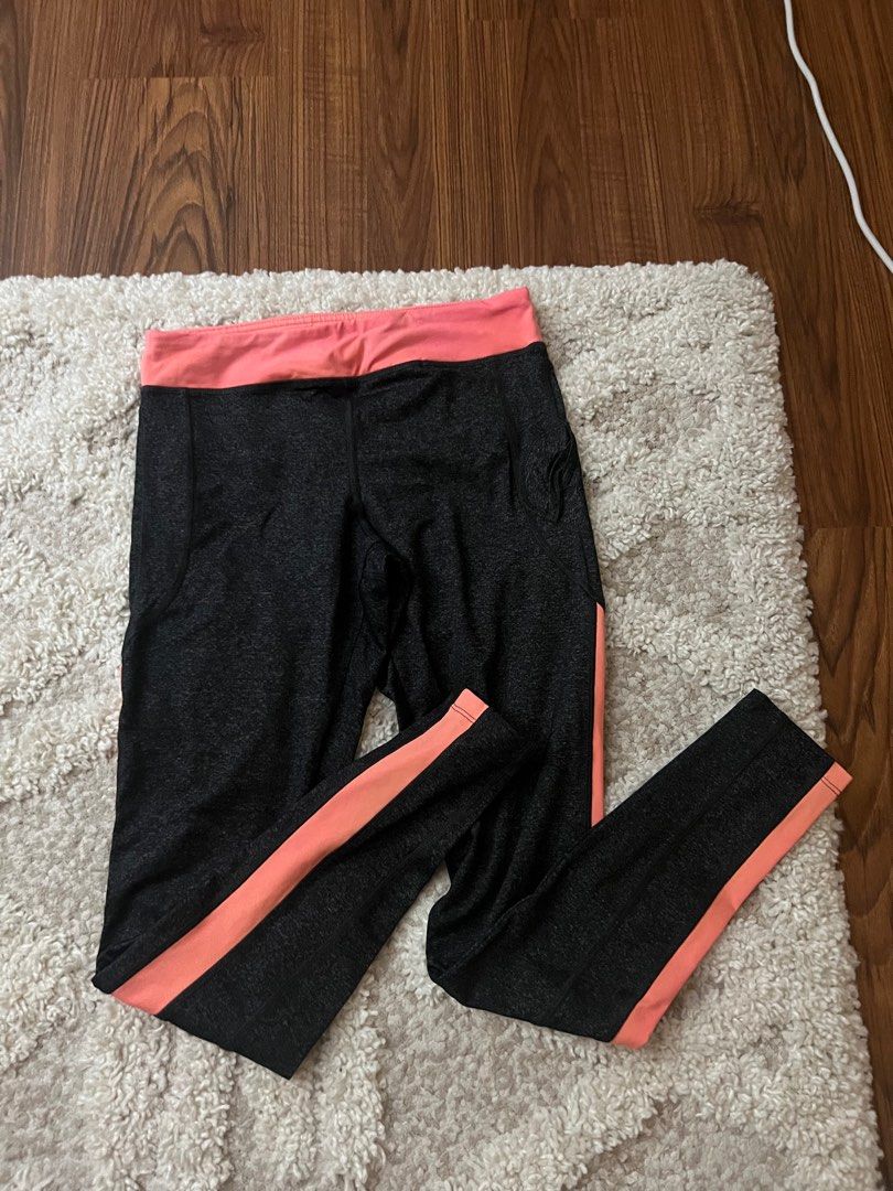 Take all workout / activewear leggings (Category: Activewear) located in Taguig. Submitted by prebyn_ (Listing ID 1400597720, Image 3). Description: ♡ forever 21 ♡ cotton on ♡ size s-m.