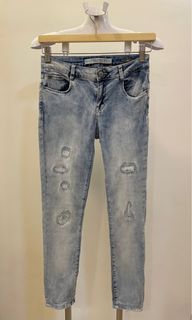 (Category: ) located in . Submitted by qbcloset (Listing ID 1400755787, Image 1). Description: .