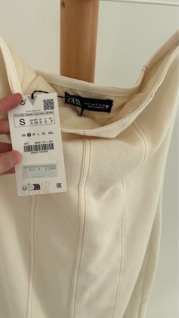 Zara Strapless Midi Dress - Size S (Category: Dresses) located in Cavite. Submitted by apuchiko (Listing ID 1400586711, Image 3). Description: Never worn. Still with tag. Color: Off-white .
