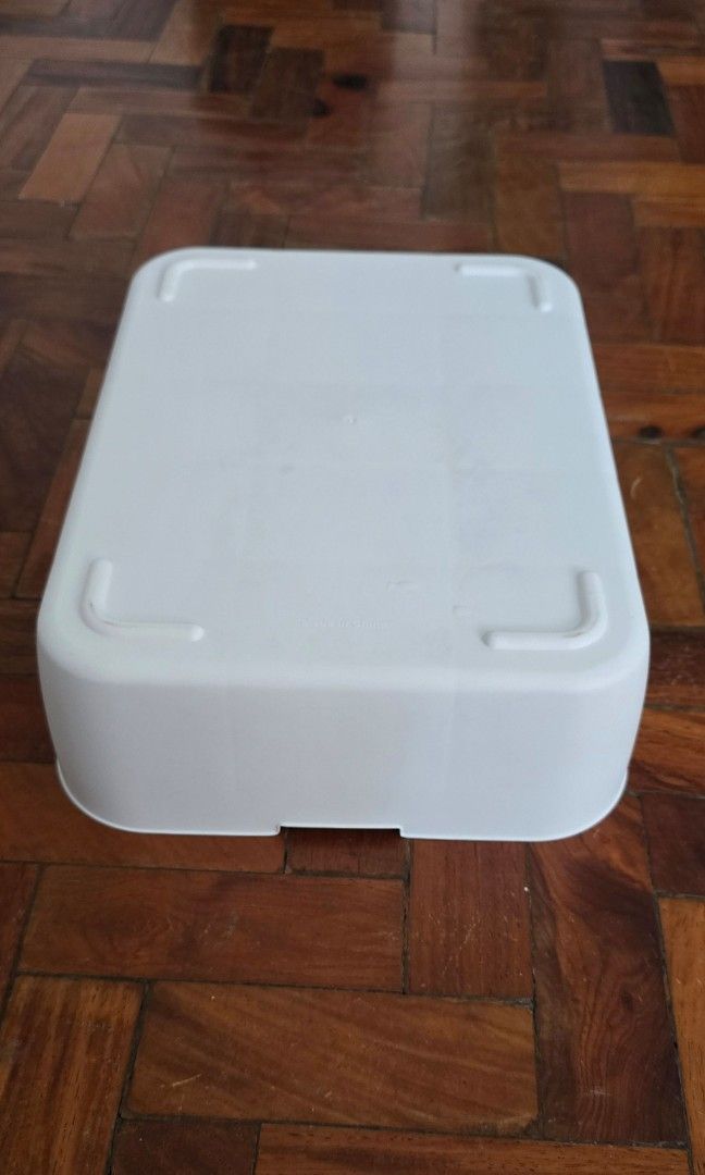 15 grid Storage Organizer (Category: Storage Boxes & Baskets) located in Quezon City. Submitted by queentana_finds (Listing ID 1400838395, Image 2). Description: Like new. No damage at all. 15 grid , good to fit un small spaces, tables, or closets. Multifunctional -- can be used as organizer for undies, jewelries, small items, desk items, etc. Color is white. Size and dimensions can be found in the photo album. RFS: Decluttering..