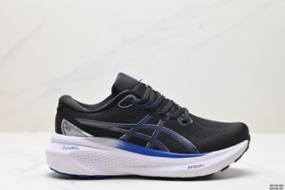 500+ Sport shoes for men For Sale Sneakers Carousell Singapore