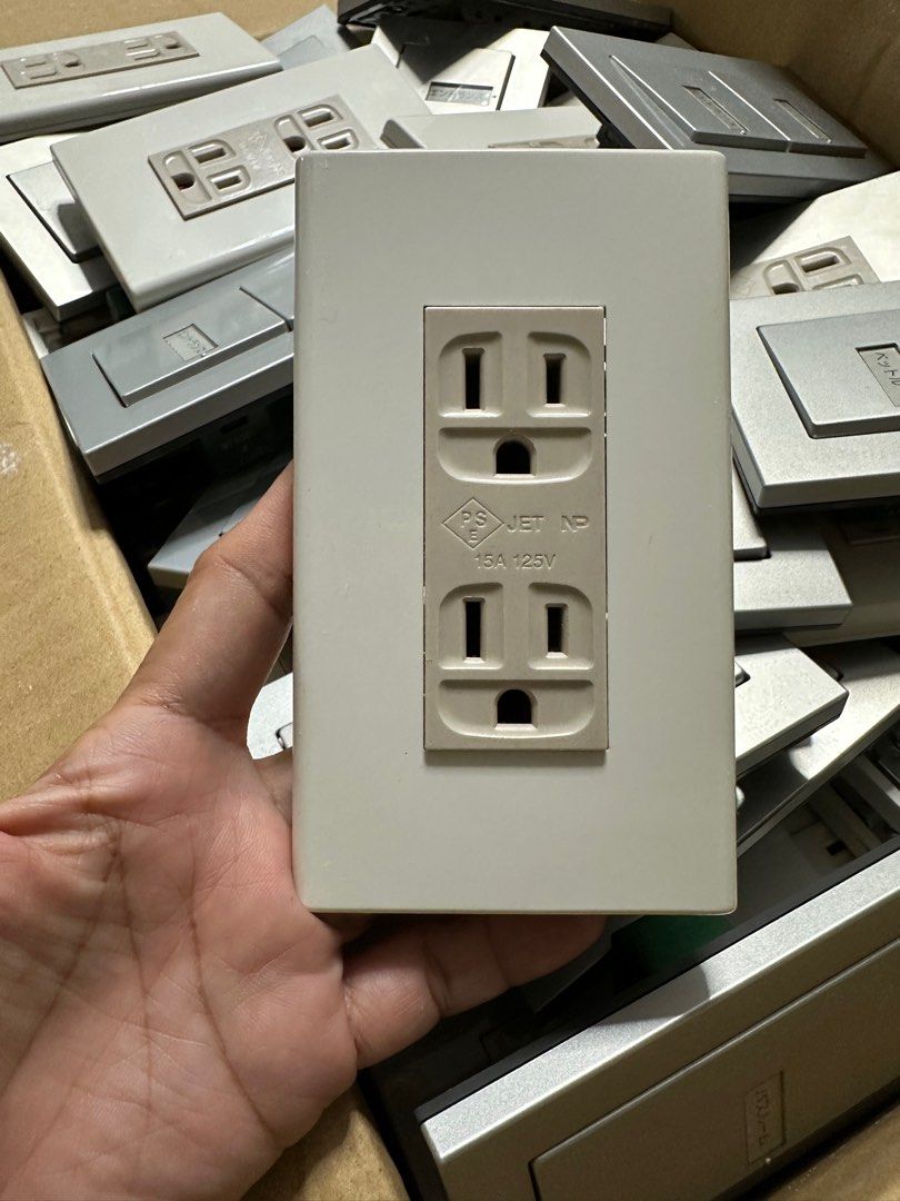 Authentic Outlet, Switch Panasonic Brand, Made in Japan (Category: Electrical, Adaptors & Sockets) located in Manila. Submitted by topazgirl103836 (Listing ID 1400780539, Image 3). Description: Outlet Switch, Plug Panasonic brand from Japan, Authentic brand second hand like new.