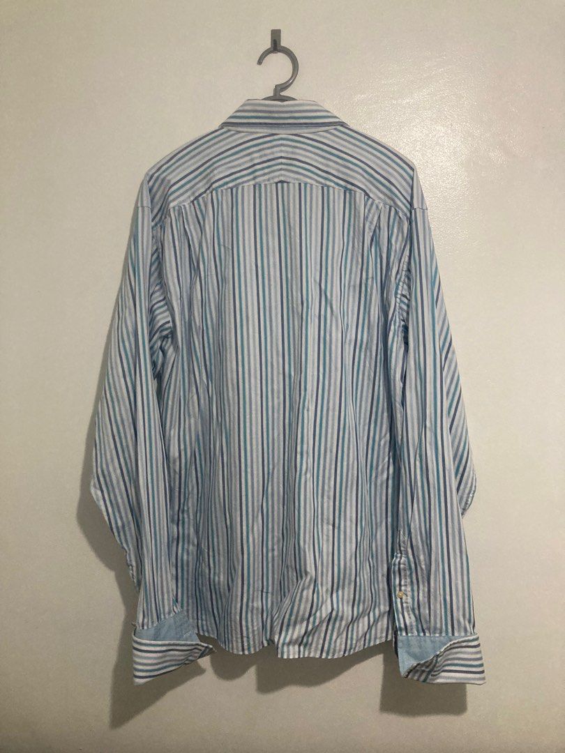 Ben Sherman long sleeves shirt (Category: Formal Shirts) located in Makati City. Submitted by Soul_Vendor_ph (Listing ID 1400783088, Image 2). Description: excellent with super light stain (see last photo) size large .