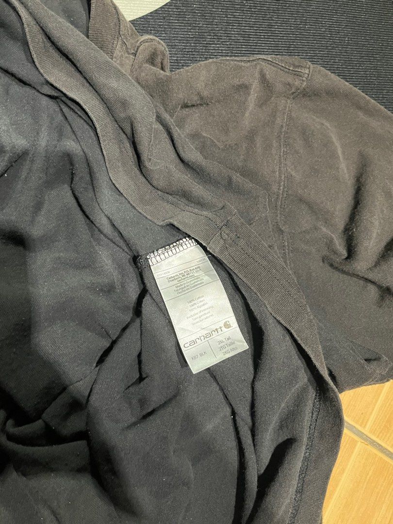 Black Carhartt Pocket Tee (Category: Tshirts & Polo Shirts ) located in Manila. Submitted by stoofly (Listing ID 1400870785, Image 3). Description: Black Carhartt Pocket Tee price slightly nego issue : last pic (tear) and slight color fadings.