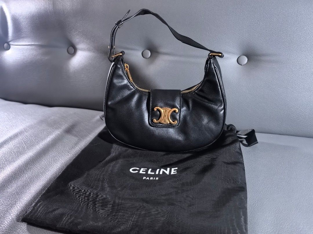 Celine Small Underarm bag, Triomphe logo (Category: Luxury Bags & Wallets) located in Cagayan de Oro. Submitted by pootx (Listing ID 1381023931, Image 1). Description: .