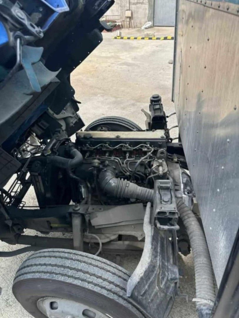 Closed Van Truck For Sale (Category: Heavy Vehicles) located in Manila. Submitted by deliverysa79710 (Listing ID 1400827799, Image 2). Description: 🚛 FOR SALE: Isuzu Elf Closed Van (Sobida Rebuilt) 🚛 ✅ No Truck Ban – Engine Plate #4 ✅ Casa Maintained at Sobida Plant (just serviced, no issues) ✅ Brand New Tires – Ready to Roll ✅ 6-Wheeler | Manual Transmission ✅ Durable Isuzu Aluminum Closed Van Body 📌 Viewing Location: Sunnyville East Manor, A