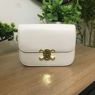 (Category: ) located in . Submitted by PastelCloset (Listing ID 1400783580, Image 1). Description: .