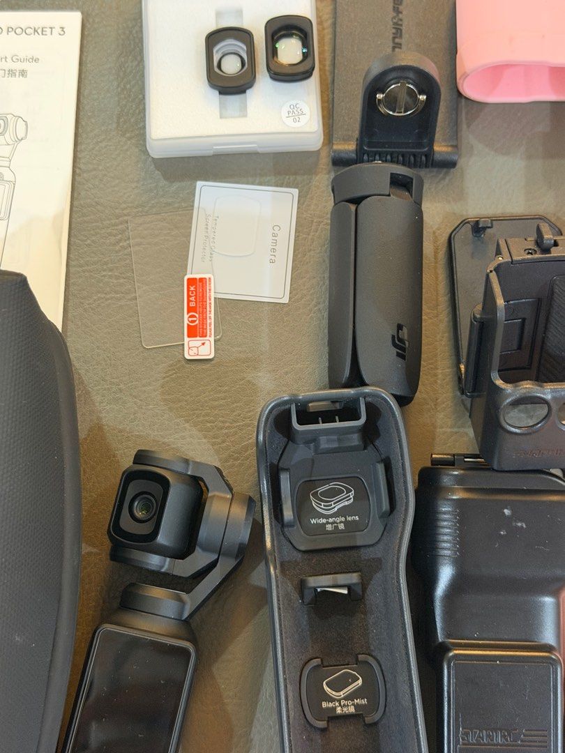 DJI Osmo Pocket 3 with Accessories (Category: Cameras) located in Cagayan de Oro. Submitted by mshopper5 (Listing ID 1400812288, Image 2). Description: PLEASE READ 💗 Bought last Feb. 11, 2025 - lightly used only - includes additional accessories and wide lens - messaged me for more questions and photos Happy Shopping 🛒.