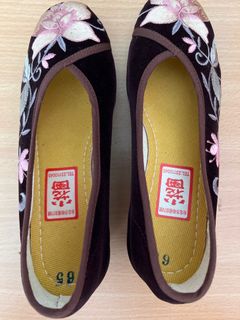 (Category: ) located in . Submitted by stylelife (Listing ID 1400846835, Image 1). Description: .