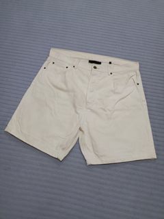 (Category: ) located in . Submitted by ds.apparel021 (Listing ID 1400956416, Image 1). Description: .