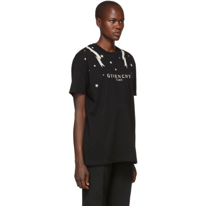 Givenchy Paris Black Gemini Logo T-Shirt (Category: Luxury Apparel) located in Naga. Submitted by highlabel.ph (Listing ID 1400791971, Image 1). Description: Like new No flaws Size medium Chest width: 23 inches Length: 29 inches 'Price is negotiable. Do not hesitate to place a reasonable offer. Do not make an offer if unsure in taking.' Dm for more details thanks! 😊.