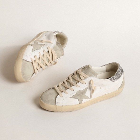 Golden Goose Superstar Sneakers (Category: Sneakers) located in Bulacan. Submitted by declutteringm0m (Listing ID 1400949990, Image 1). Description: ✨PRE-ORDER 🇰🇷 ✨GGDB SUPERSTAR ✨EU 39 ✨₱23,000 ✨Estimated Arrival: November 10,2025 (Air Cargo) ✨50% down payment required to confirm order ✨NO RETURN, NO EXCHANGE ✨ All items are 100% authentic — guaranteed. ✨Prices may change without prior notice. ⚖️ No copyright or trademark infringement intended