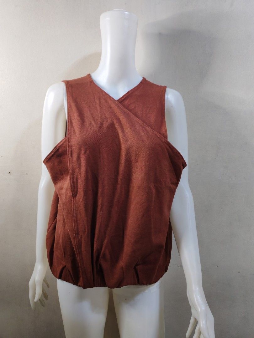 Harlan and Holden COLLECTION (Category: Blouses) located in Manila. Submitted by khate.bren (Listing ID 1400783653, Image 2). Description: 100% AUTHENTIC HARLAN AND Holden COLLECTION BLOUSES / TOPS From Harlan VIP customer, brand ambassadress and endorser. Items were use maybe once or twice, sometimes not at all. Guaranteed like NEW. Check my 5 star reviews. Buyers are keep coming back for more! Selling price 1100 Slightly NEGOTIABLE. Just make a